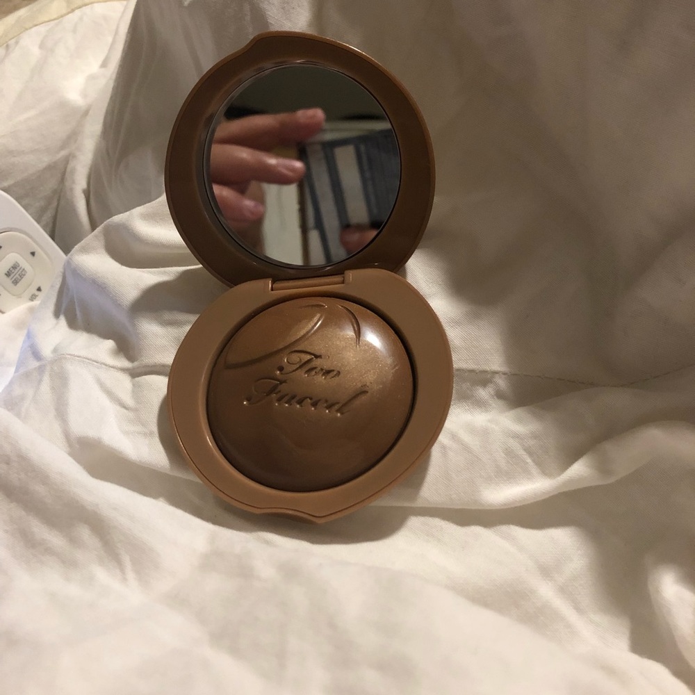 Makeup! - Picture 2 of 2